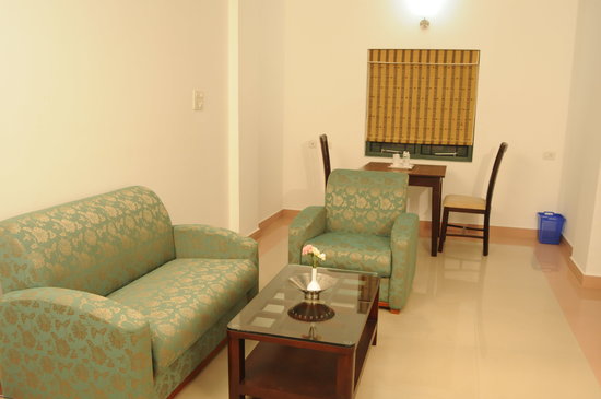 Hotel Metro Manor - Arayidathupalam - Kozhikode Image