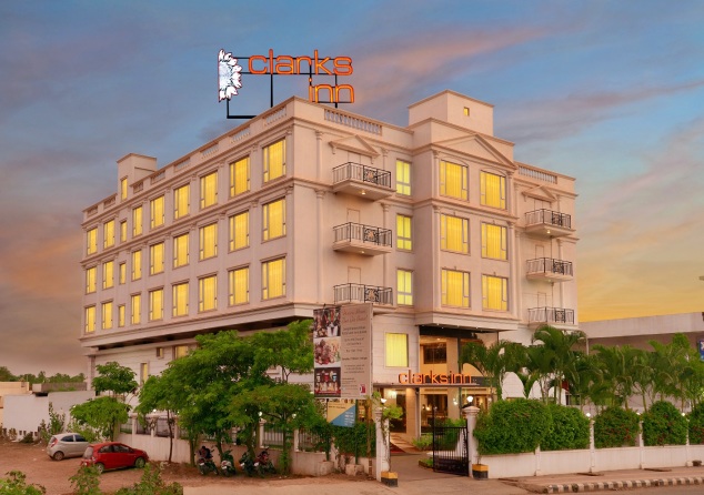 Clarks Inn Airport Hotel - Airport Road - Hubli Image