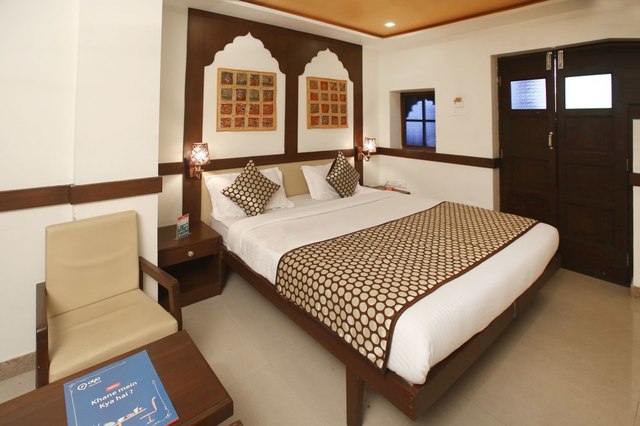 Santhi Hotel - AC Nagar - Nellore Image