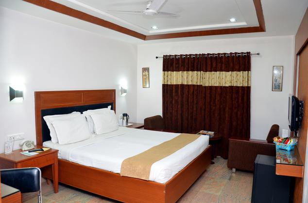 Panchratan Hotel - Fafadih - Raipur Image