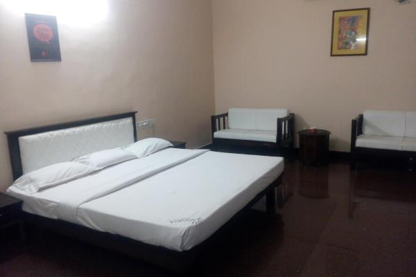 Hotel Razi Park - Olavakkode - Palakkad Image
