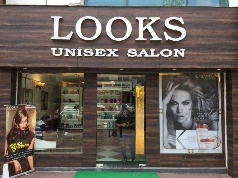 Looks Salon And Spa - Green Park - Delhi Image