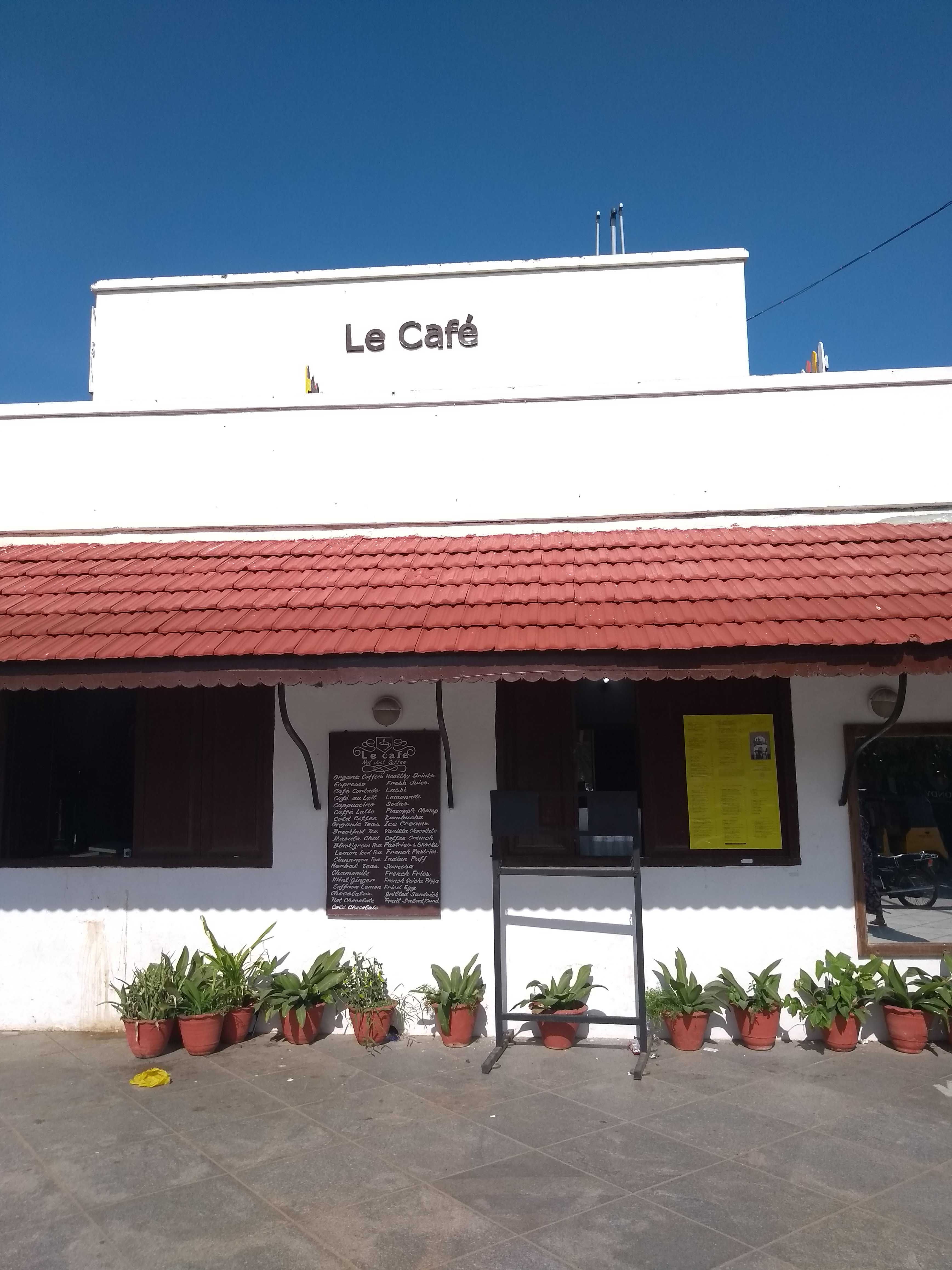 Le Cafe - White Town - Puducherry Image