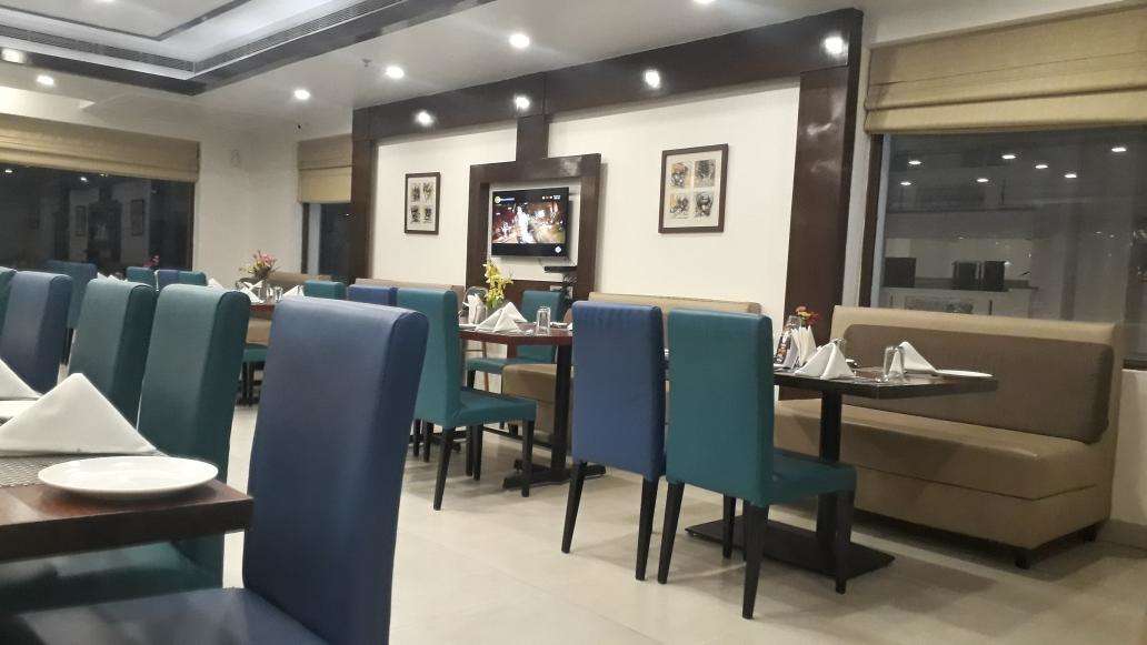 Relish Restaurant (The Legend Hotel) - Civil Lines - Allahabad Image