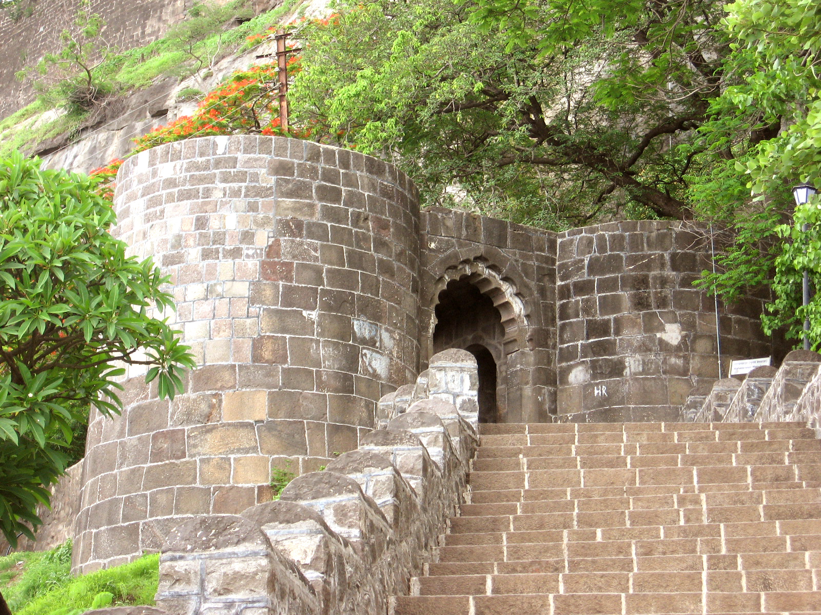 Shivneri Fort - Junnar - Pune Image