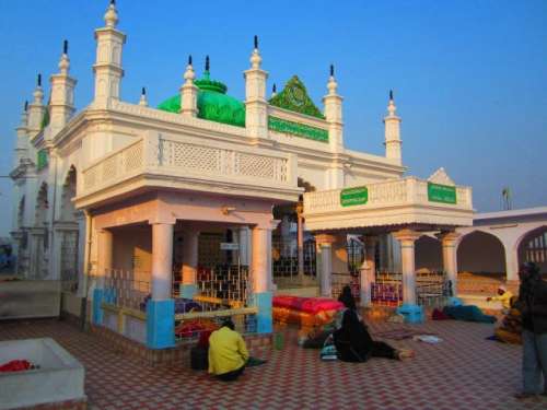 Shrine of Hazrat Makhdoom Syed Shah Durwesh Ashraf - Gaya Image