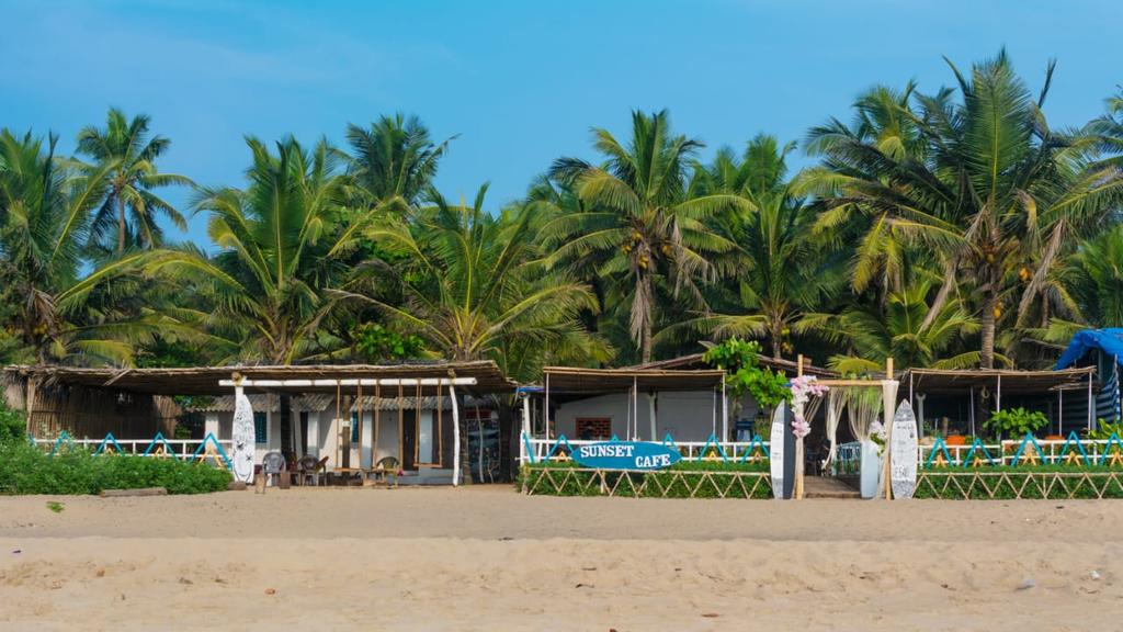 Sunset Cafe And Rooms - Gokarna Beach - Gokarna Image