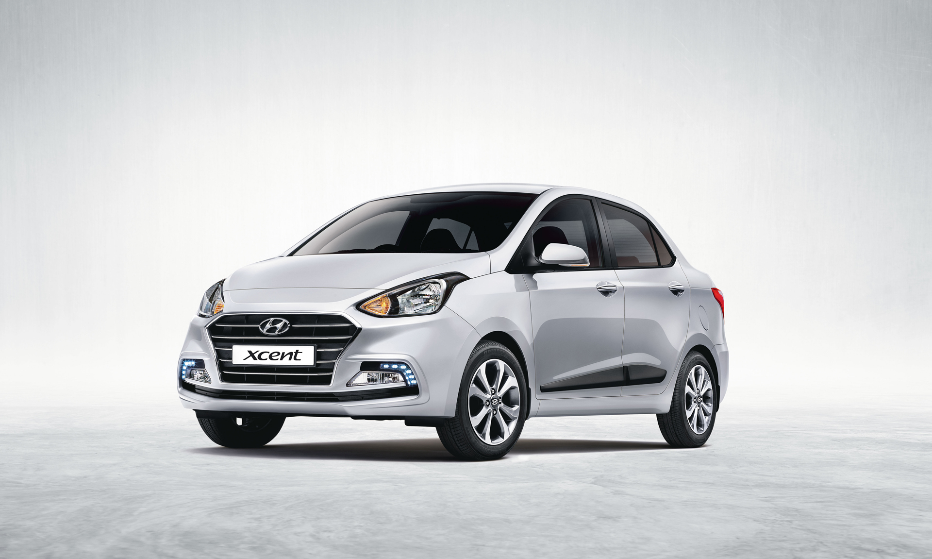 Hyundai Xcent 2017 Image