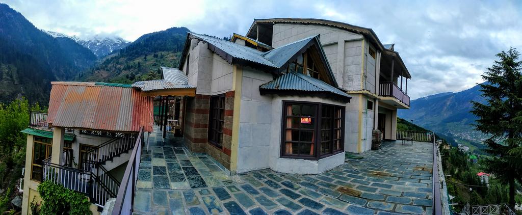 Devdhar Hilltop Cottages - Manali Image