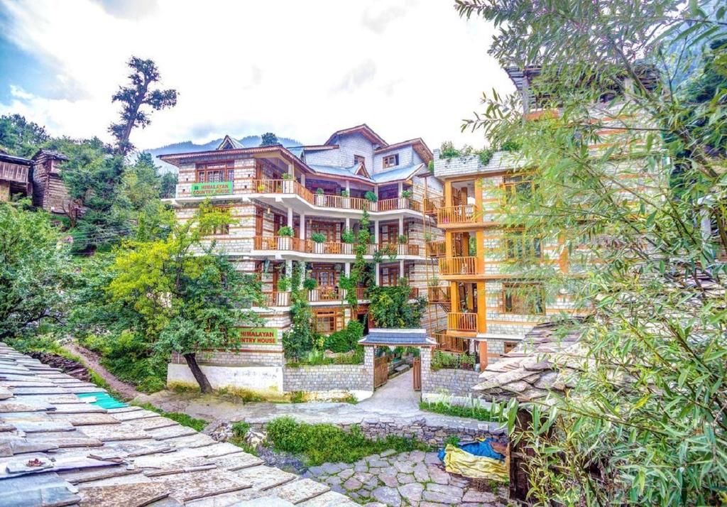 Himalayan Country House - Manali Image