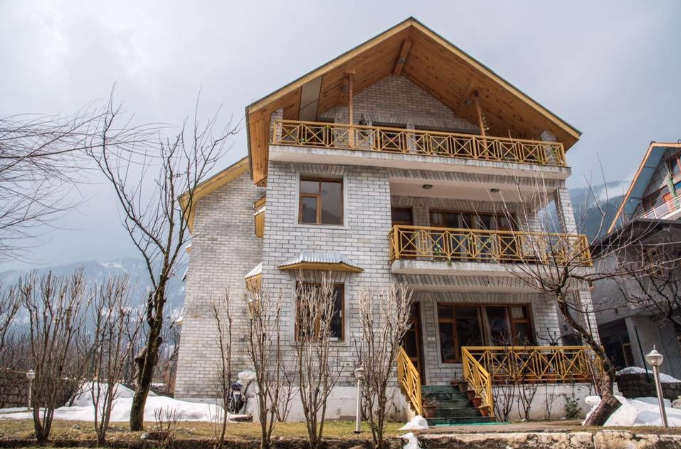 Himalayan Ecstacy Cottages - Manali Image