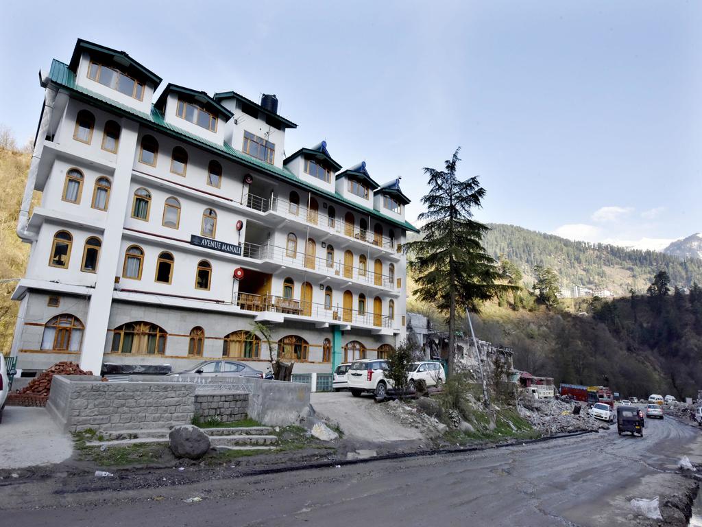 Hotel Avenue - Manali Image