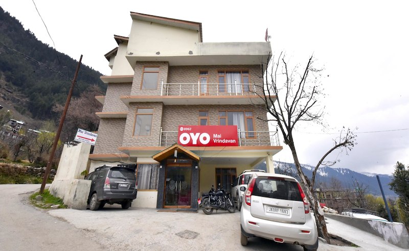 Hotel Mai Vrindavan - Manali Image