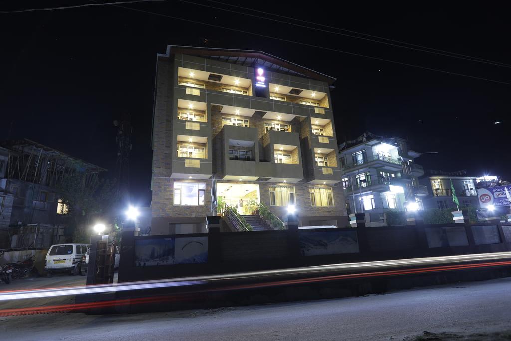 Hotel Park Paradise - Manali Image