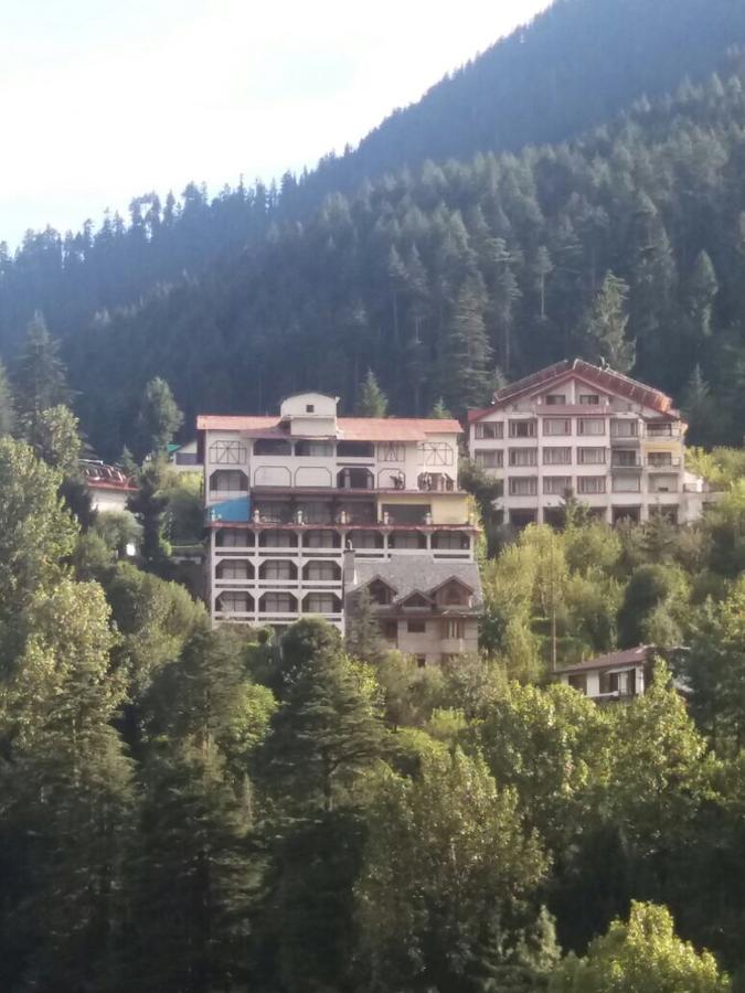 Lilly Inn and Cafe - Manali Image