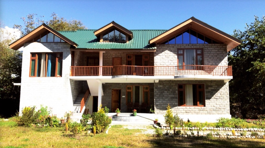 Raison Meadows - Manali Image