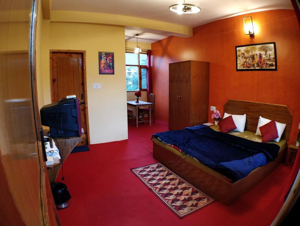 The Traveller's House - Manali Image