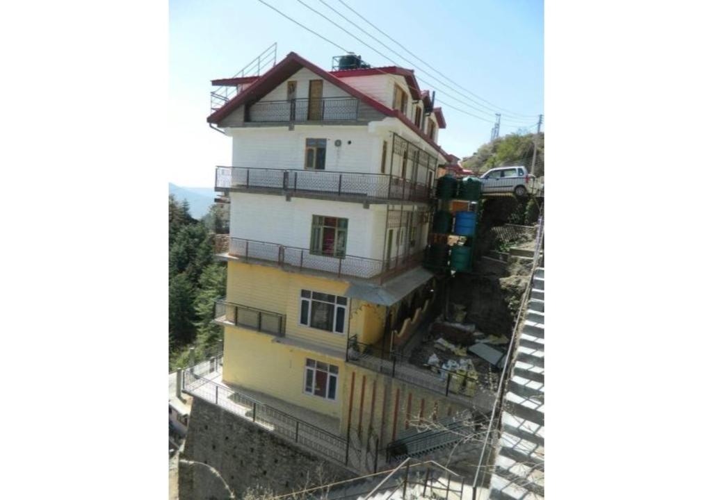 SuperFriendly Stay in Sanjauli Shimla - Shimla Image