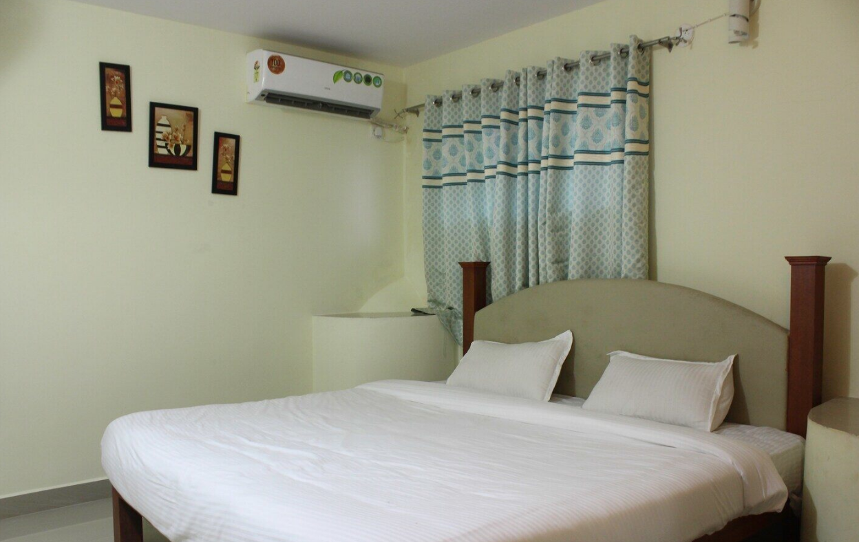 Jaws Guest House - Goa Image