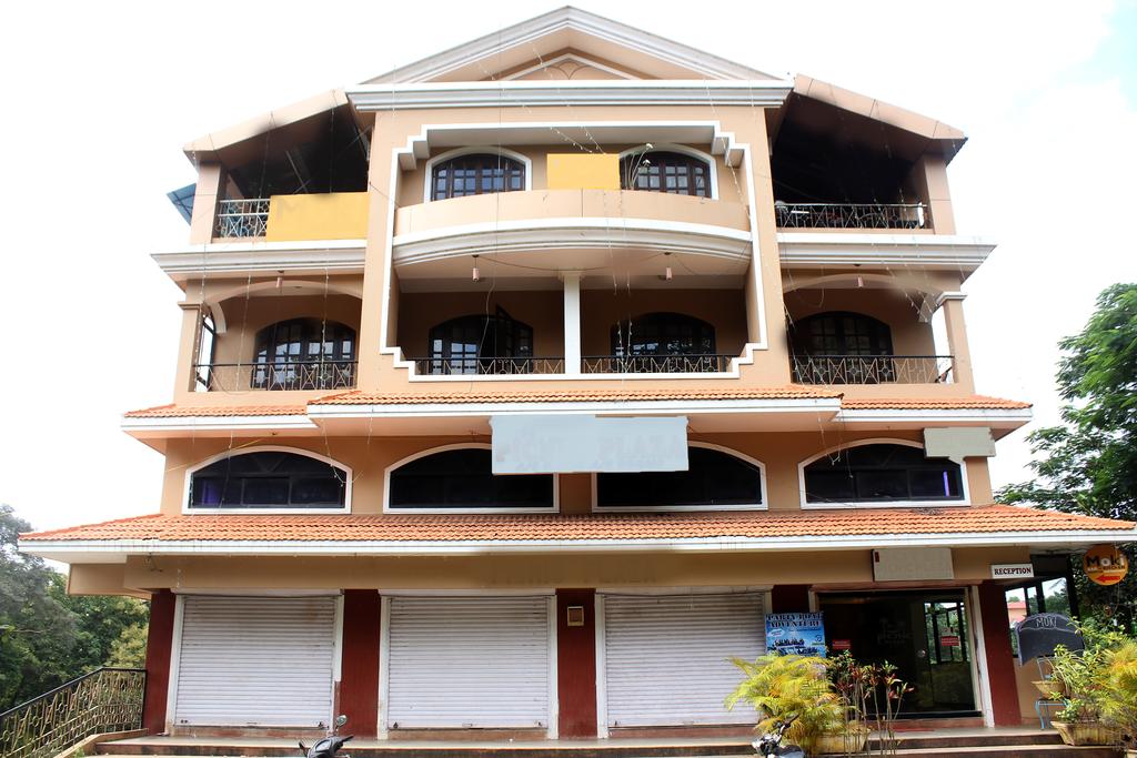 Picnic Plaza - Goa Image