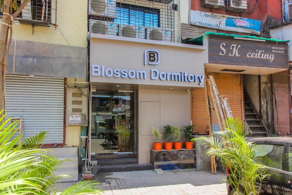 Blossom Dormitory - Mumbai Image