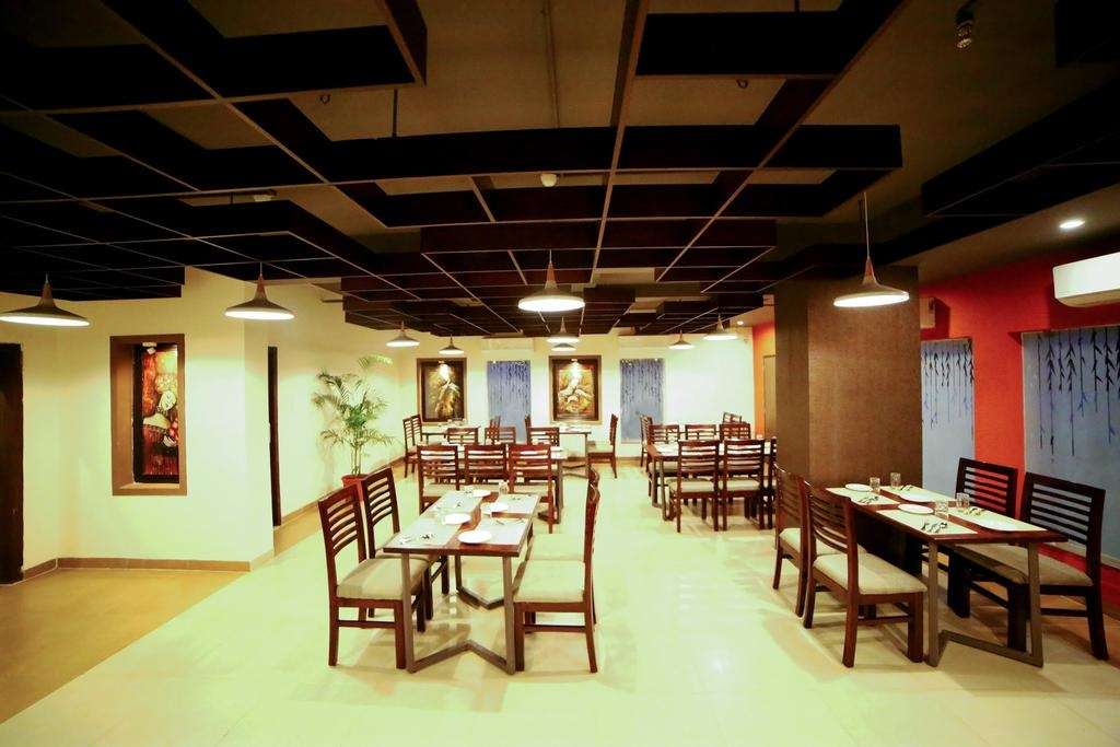 The Great Eagle Restaurant-Vasanth Marg - Labbipet - Vijayawada Image