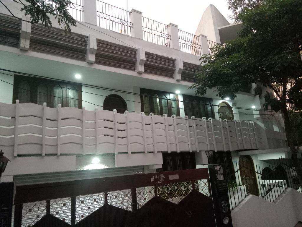 Amaan Service Apartment & Rooms - Hyderabad Image
