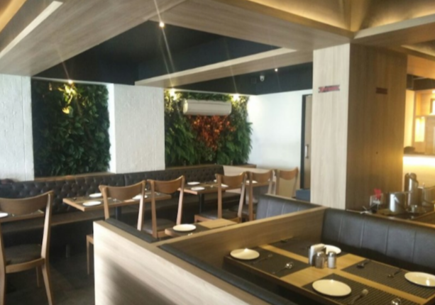 Daiquiri Bar & Restaurant - Santacruz West - Mumbai Image