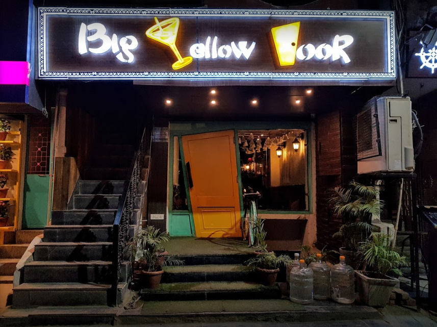 Big Yellow Door - Satya Niketan - New Delhi Image