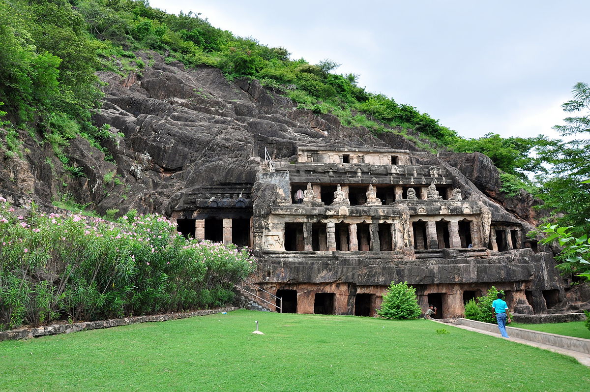 Undavalli Caves - Undavalli Image