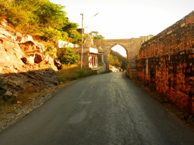 Fort Road Market - Chittorgarh Image