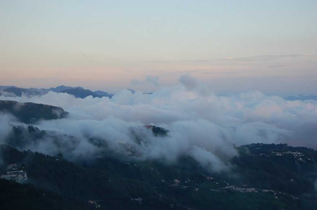 Cloud's End - Mussoorie Image
