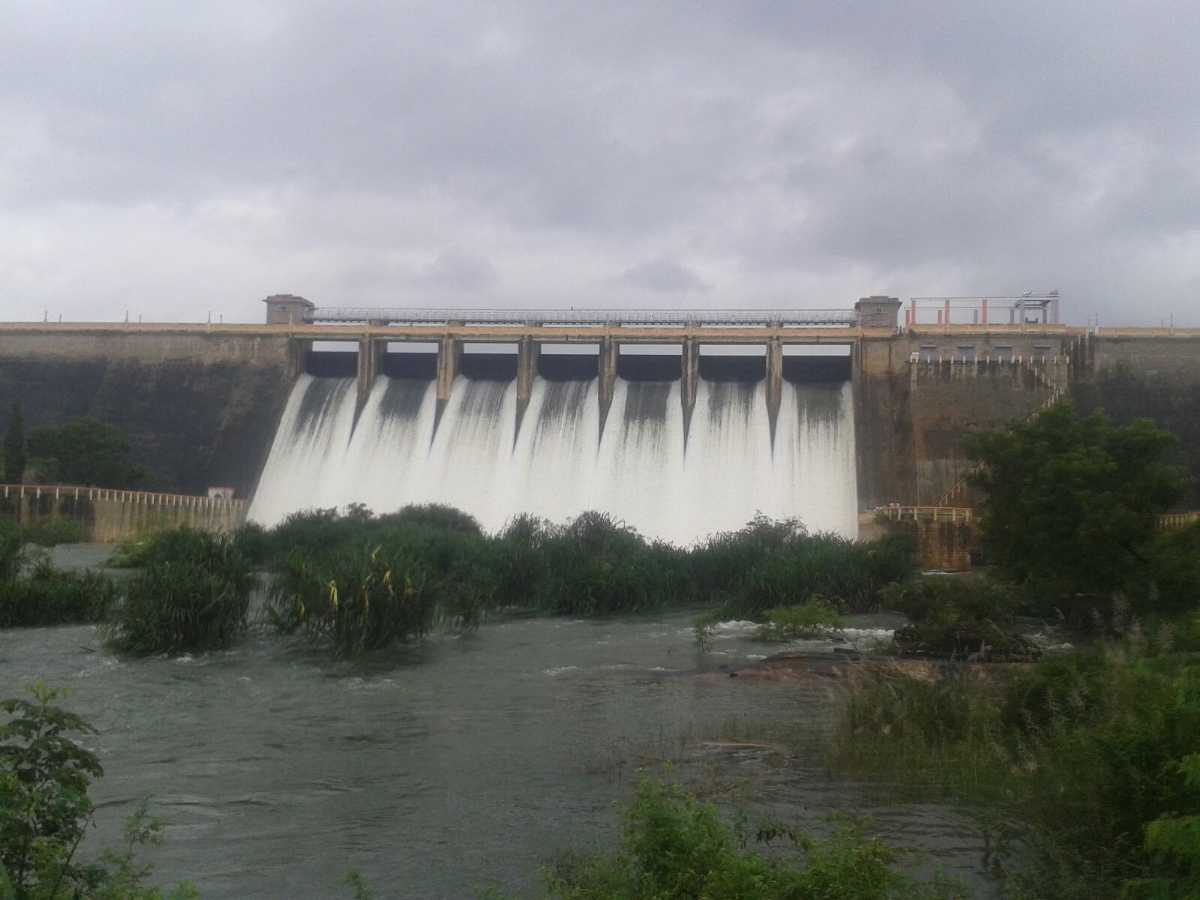 Manimuthar Dam - Tiruneveli Image