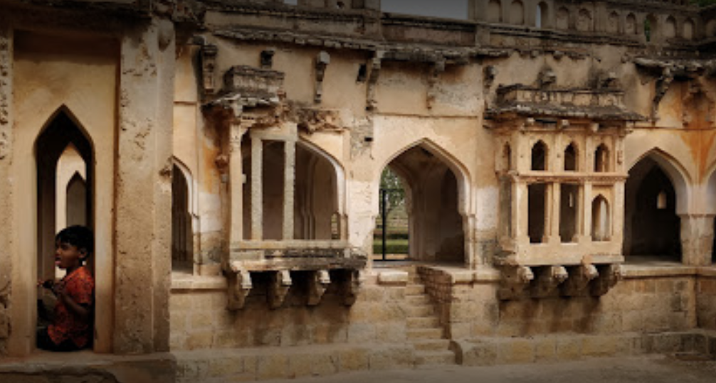 Queen'S Bath - Hampi Image