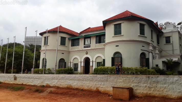 Bishop Cotton Boys' School - Bangalore Image