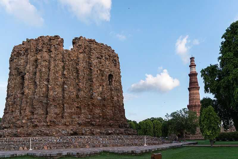 Alai Minar - Delhi Image