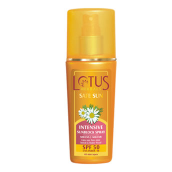 Lotus Herbals Safe Sun Intensive Sunblock Spray Spf-50 Uva Index Image