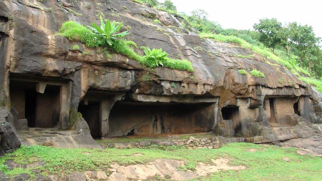 Kuda Mandad Caves - Kolad Image