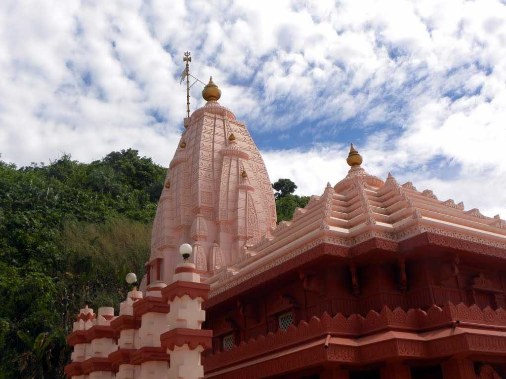 Swayambhu Ganpati Temple - Ganapatipule Image