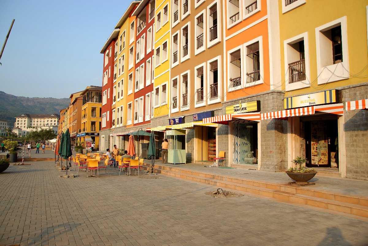 Lakeside Promenade - Lavasa Image