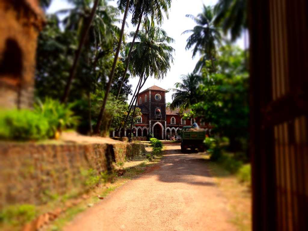 Sawantwadi Palace - Sawantwadi Image