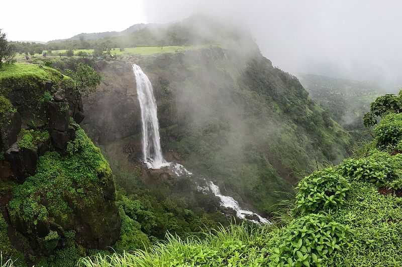 Madhe Ghat Waterfalls - Raigad Image