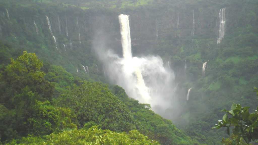 Vajrai Waterfalls - Pune Image