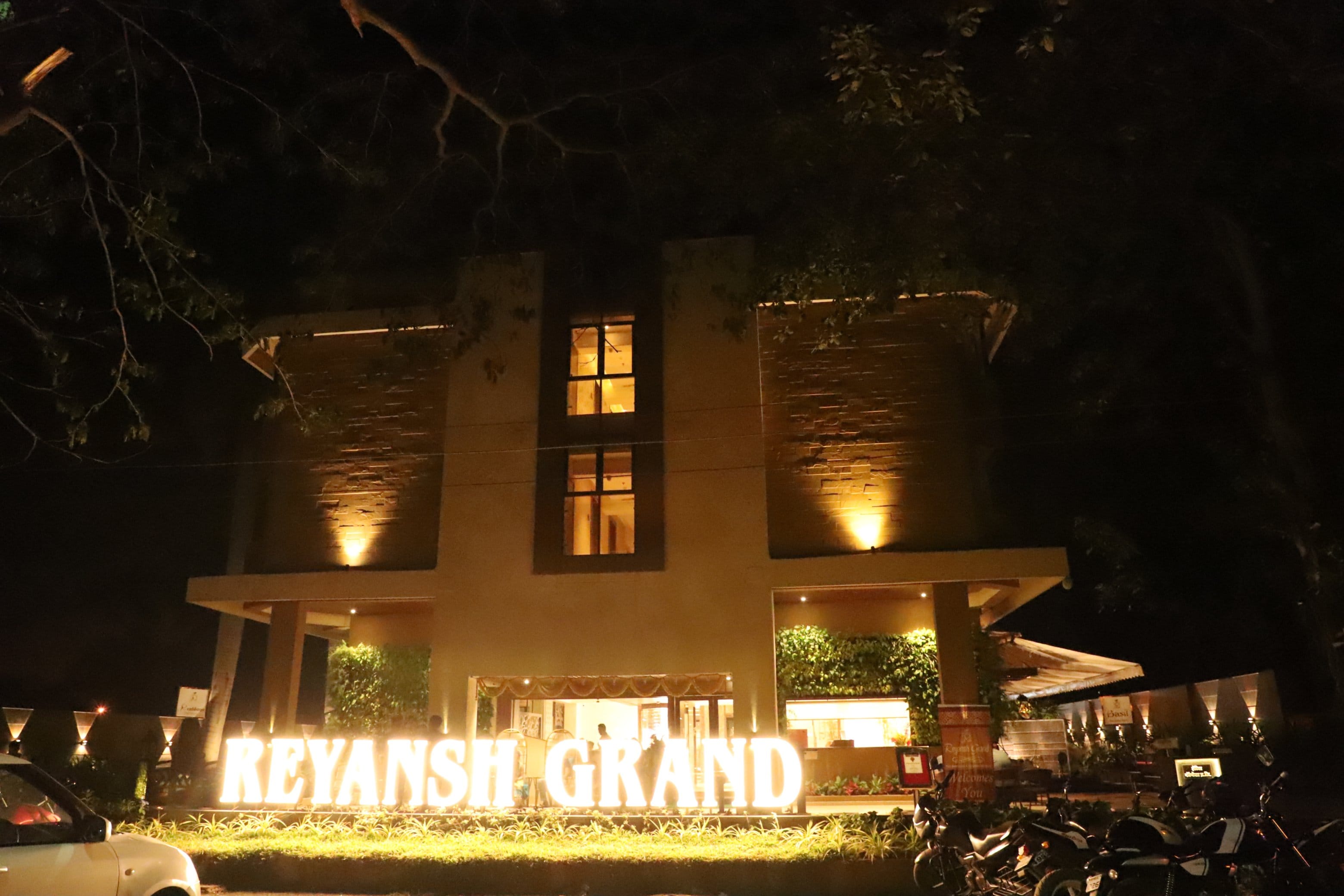 Hotel Reyansh Grand - Palghar Image