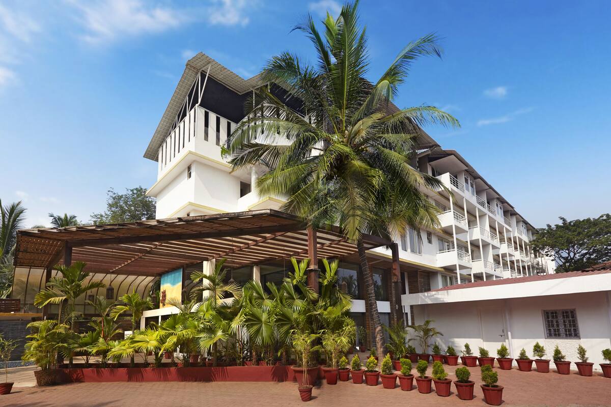 Red Fox Hotel - Morjim - Goa Image