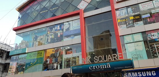 Link Square Mall - Bandra - Mumbai Image