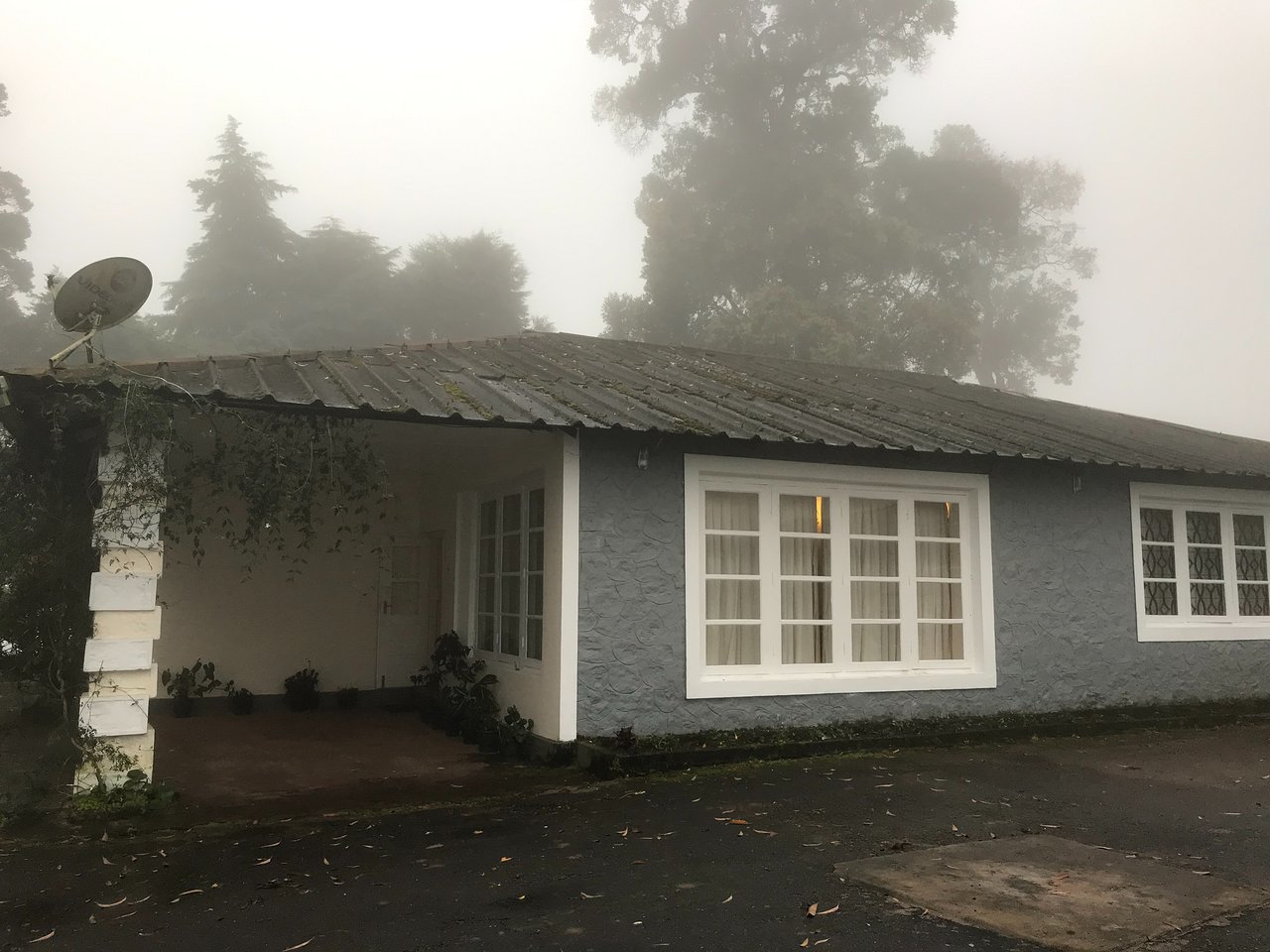 Sand River Bungalow - Meghamalai - Theni Image