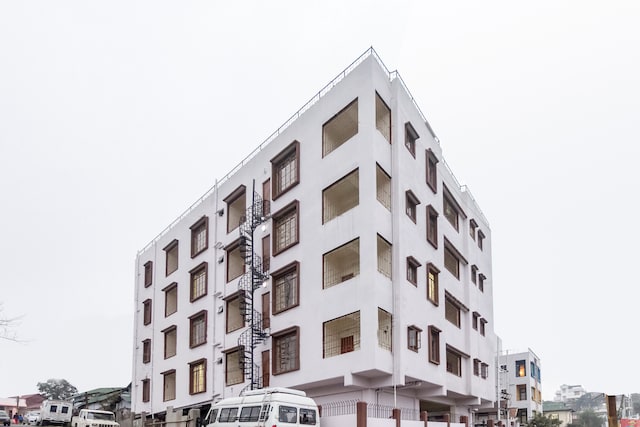 Hotel Travellers Inn - Shillong Image