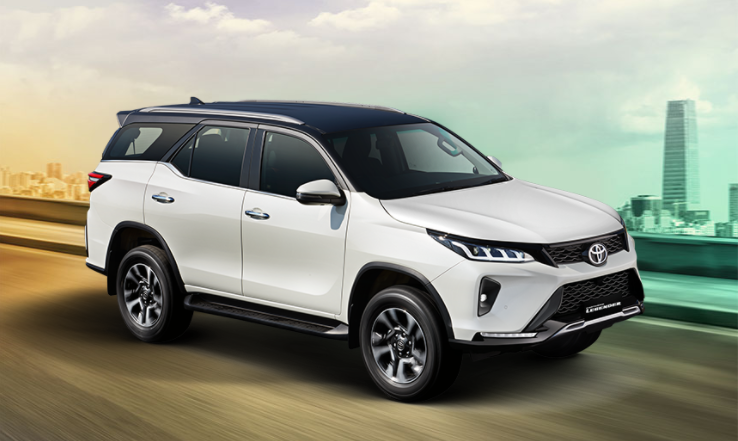 Toyota Fortuner Legender Image