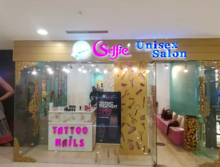 Selfie Unisex Salon - MG Road - Indore Image